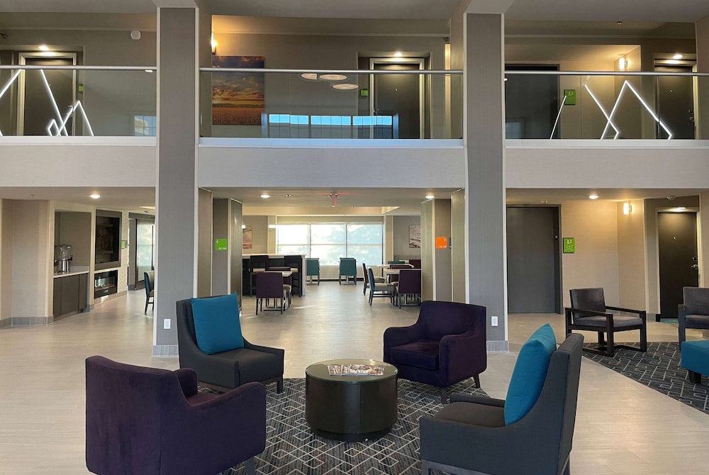 La Quinta Inn and Suites by Wyndham Jonesboro 19/26
