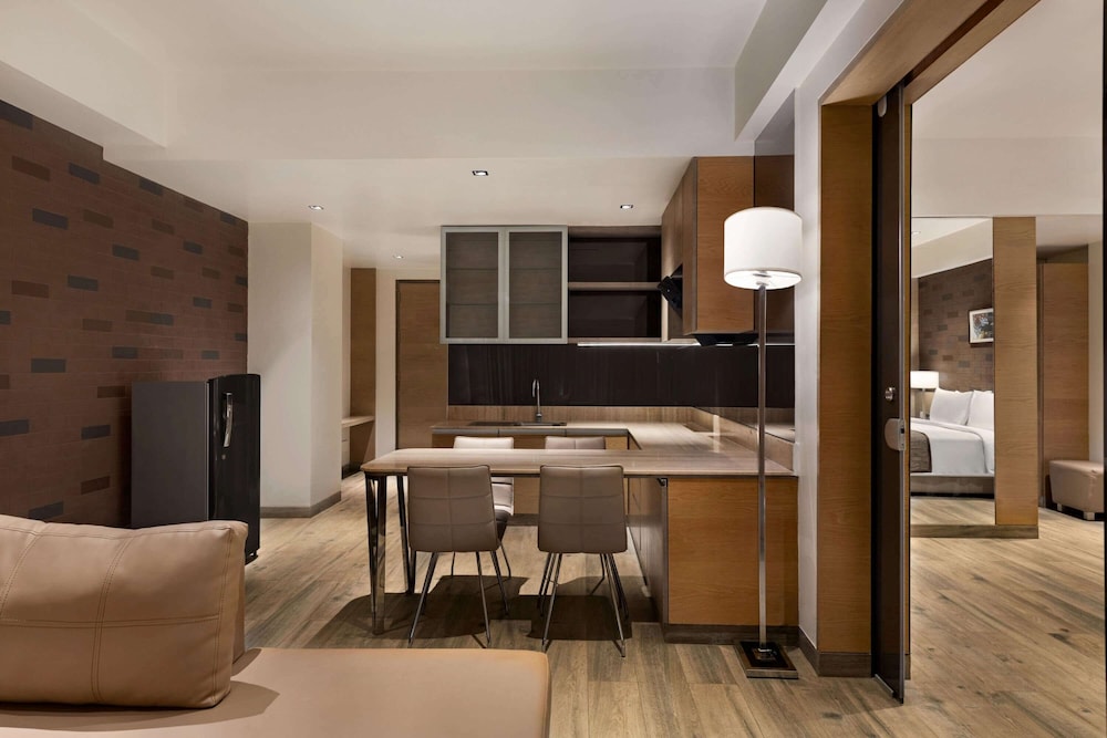 Wyndham Ahmedabad 40/50