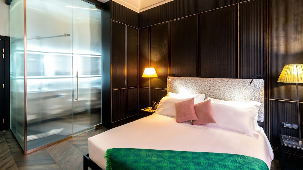 THE H'ALL TAILOR SUITE ROMA 28/65