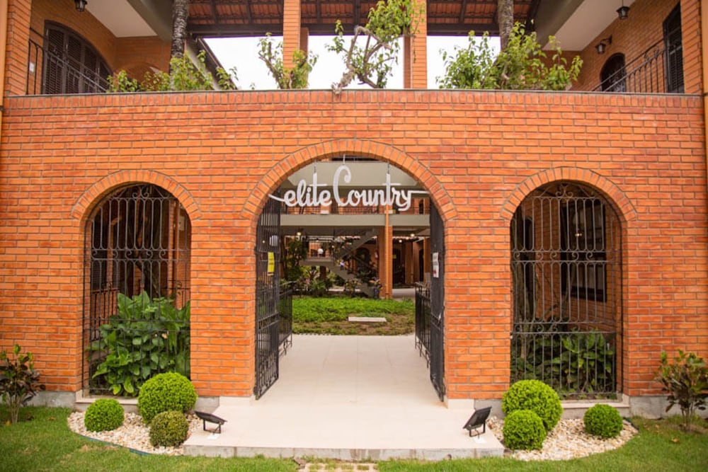 Elite Country Hotel 45/47