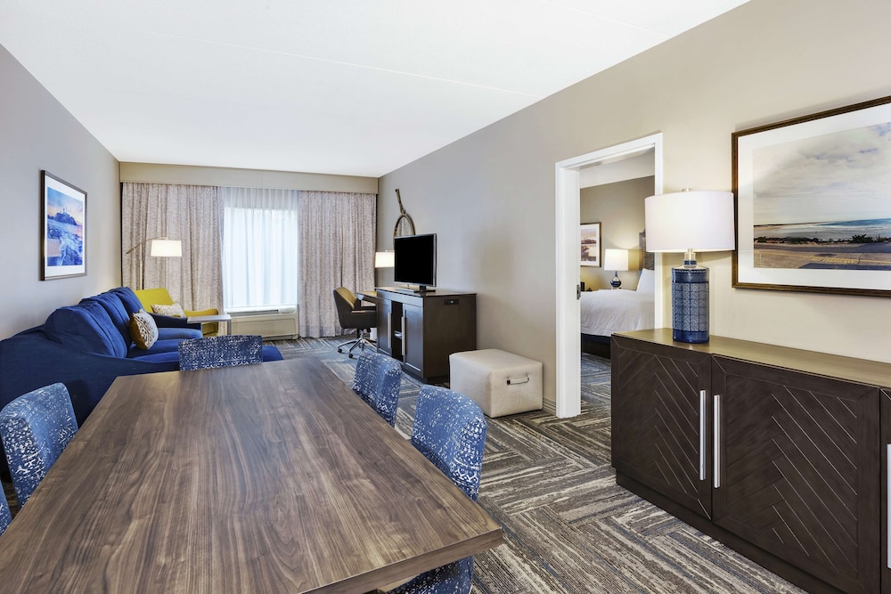 Hampton Inn & Suites Wells-Ogunquit 25/57
