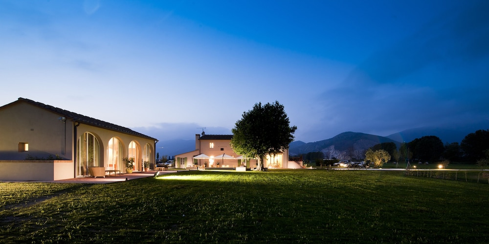 Locanda Sant'agata 56/63