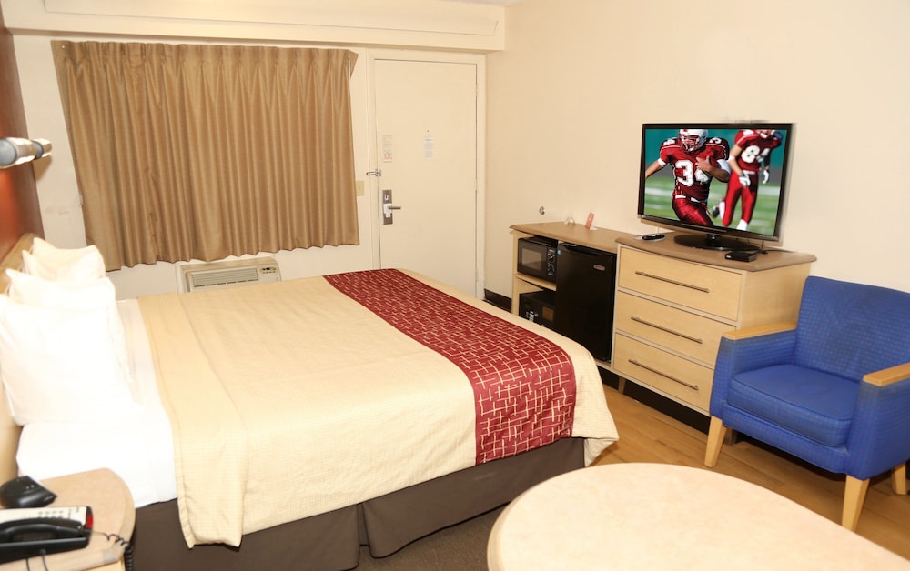 Red Roof Inn Enfield 6/20