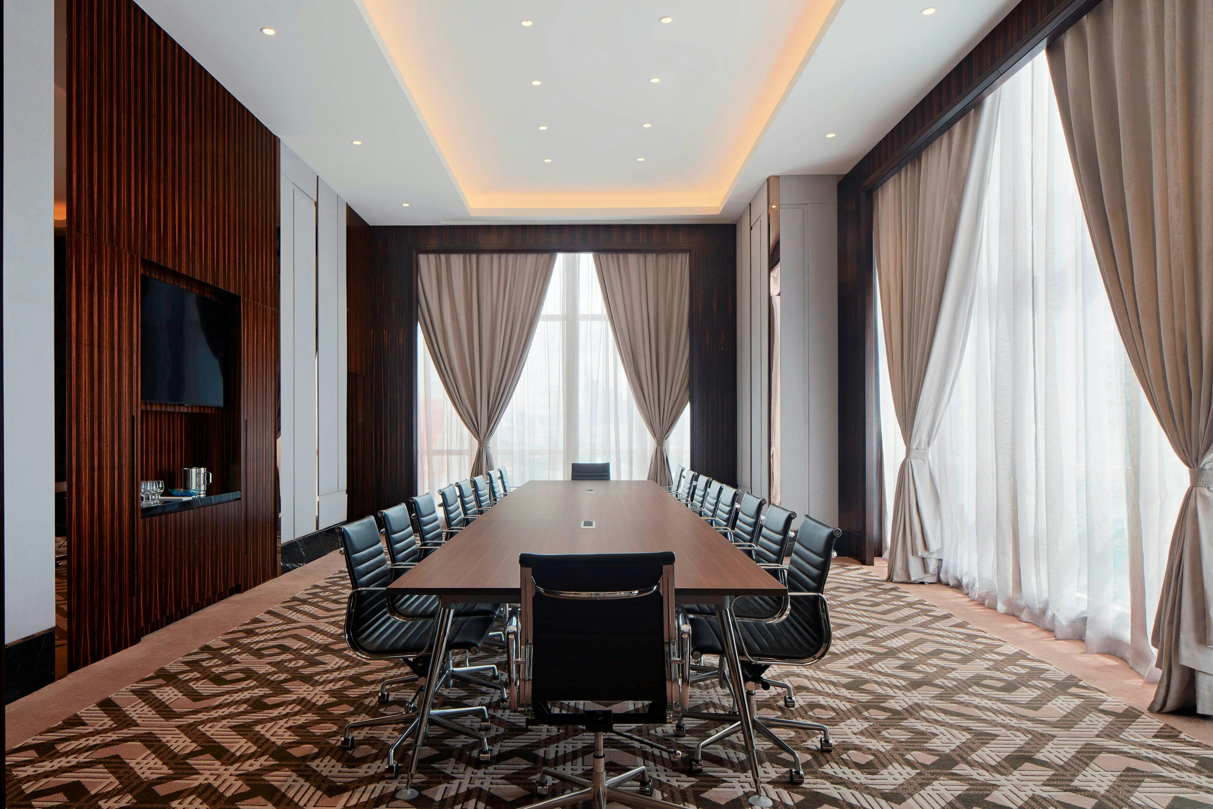 Sheraton Petaling Jaya Hotel 24/47
