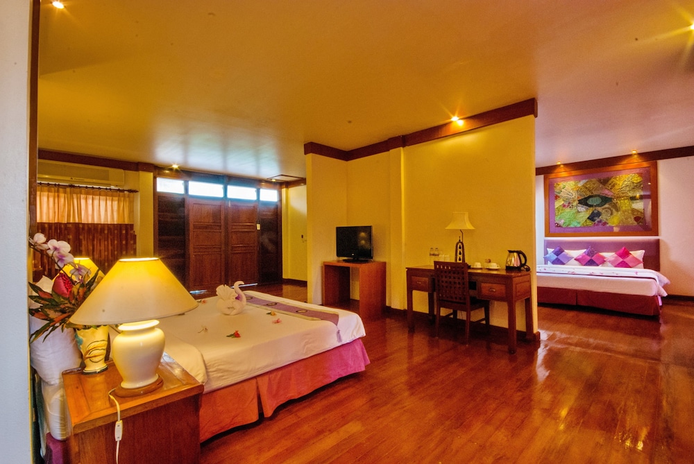 Andamania Beach Resort and Spa 10/35