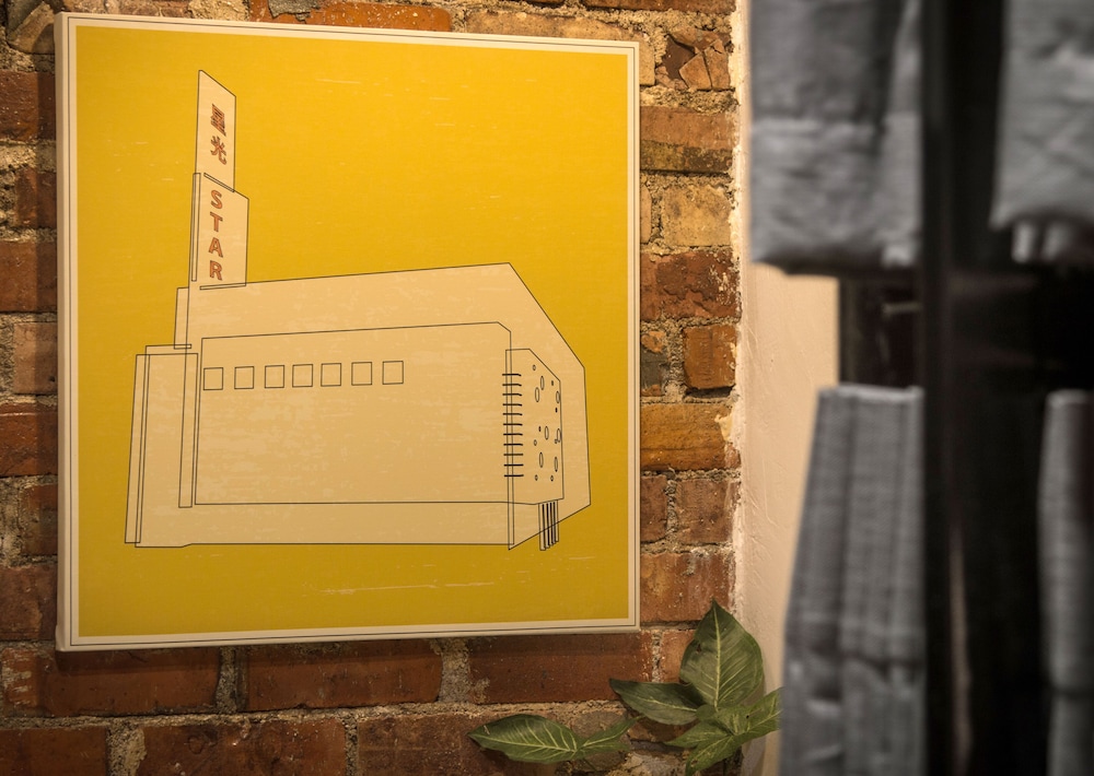The Brownstone Hostel & Space 19/50