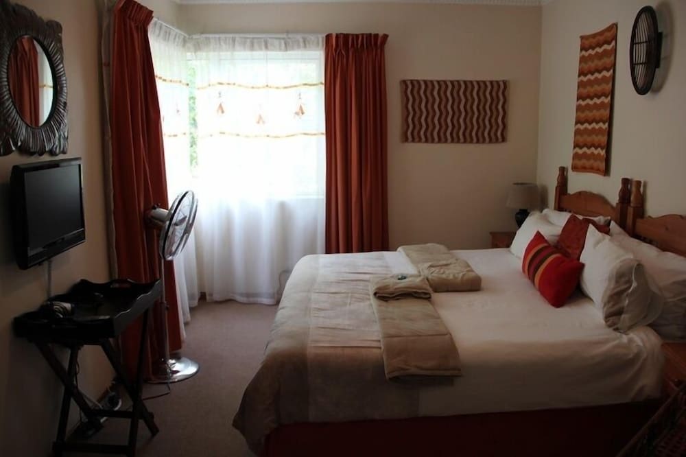 Glenda S Guest Suites 13/50