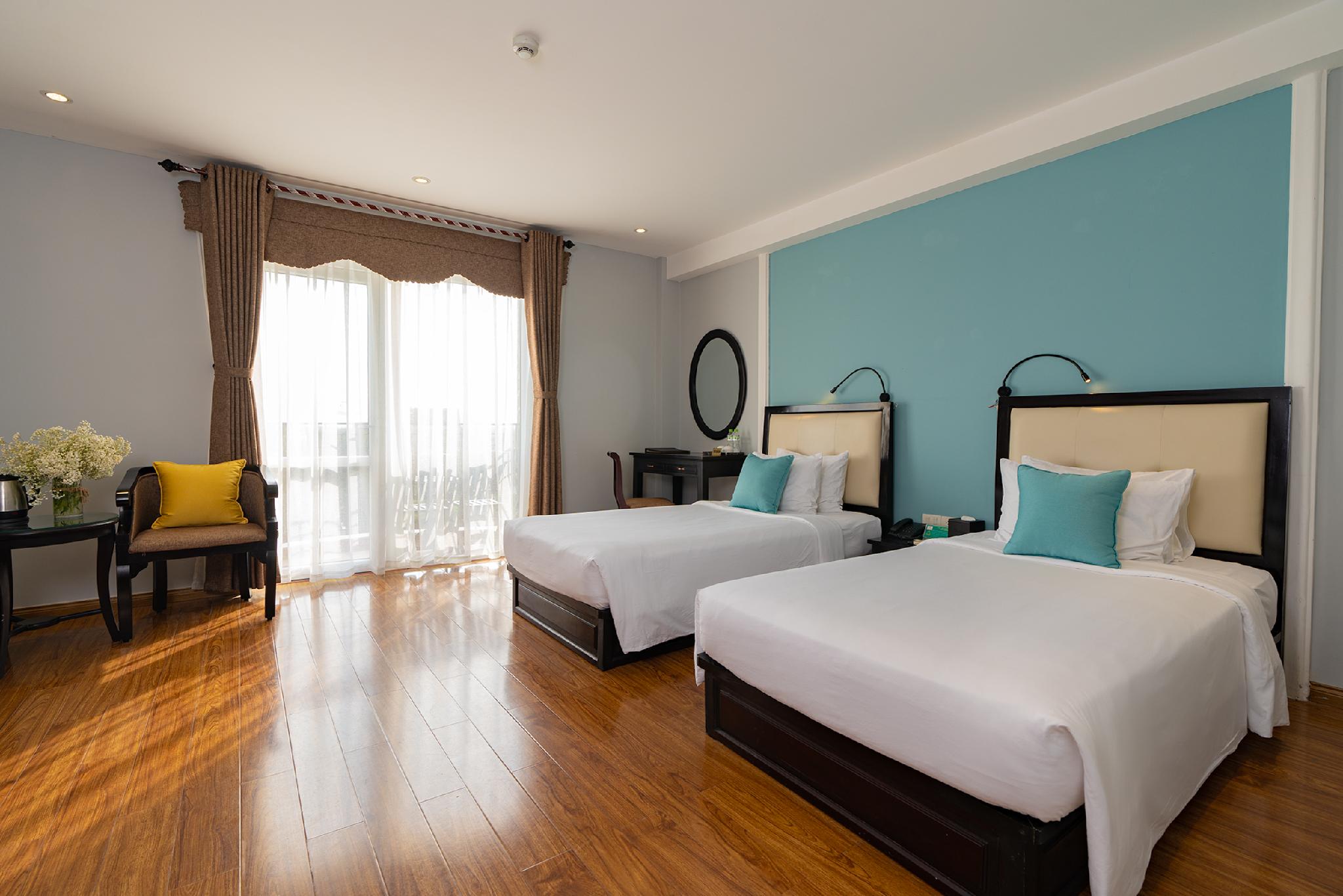 غرفة جونيور بسريرين منفصلين، Hoi An Sincerity Hotel 2/2