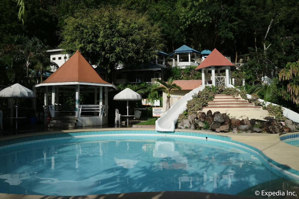 Splash Mountain Resort Hotel 3/43