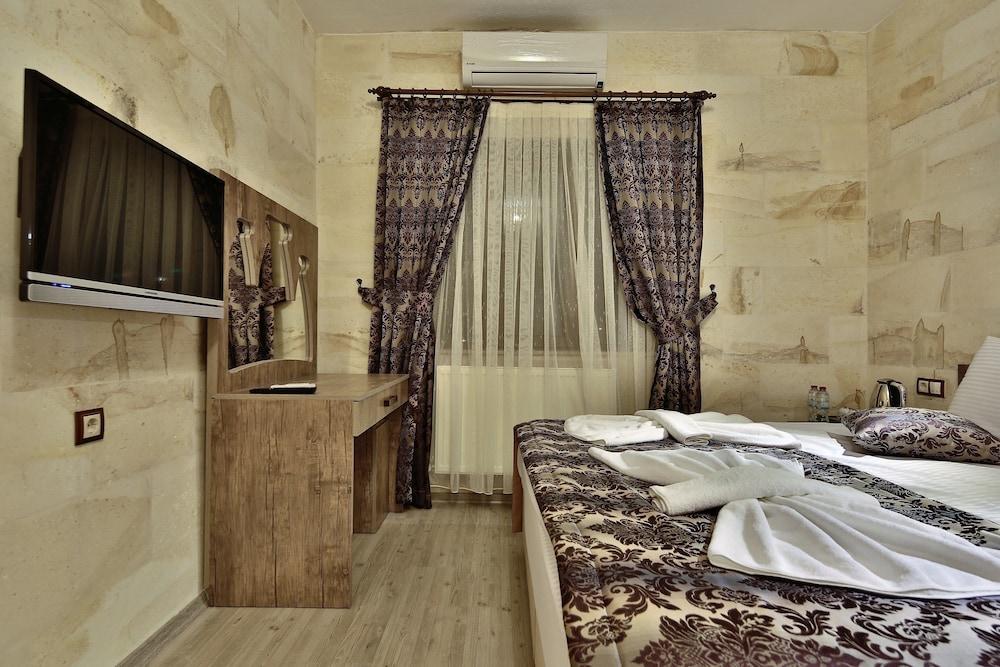 Yusuf Bey House 31/66