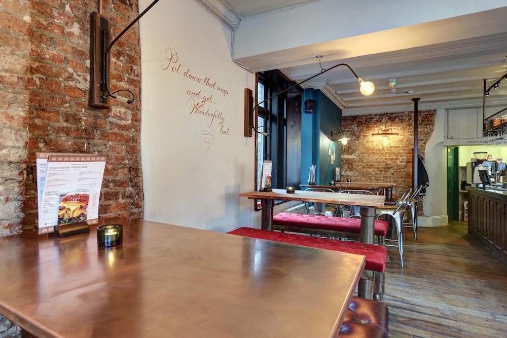 Publove Exmouth Arms Euston 28/41
