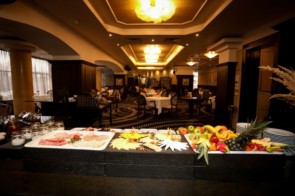Hotel Vega 6/68
