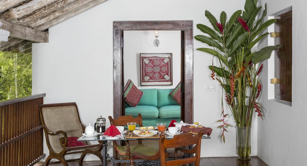 The Kandy House 35/50