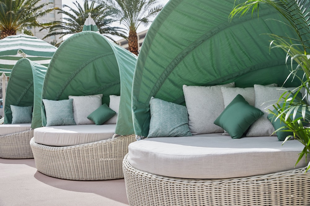 Park MGM Las Vegas 38/77