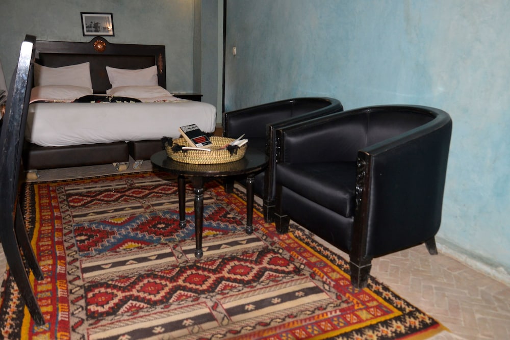 Riad Rose Du Desert 6/64