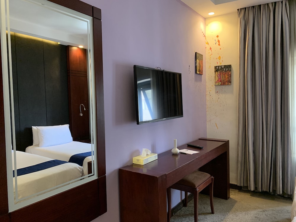 RUM HOTELS - AL WALEED 24/66