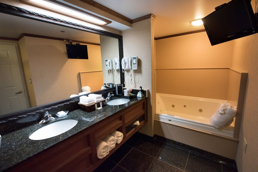 Hamilton Inn Select Beachfront 21/64