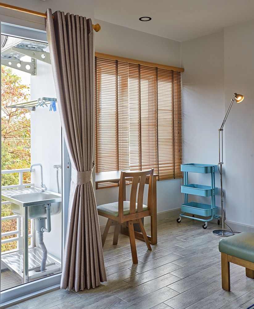 Chez Bure - Bure Homestay 42/76