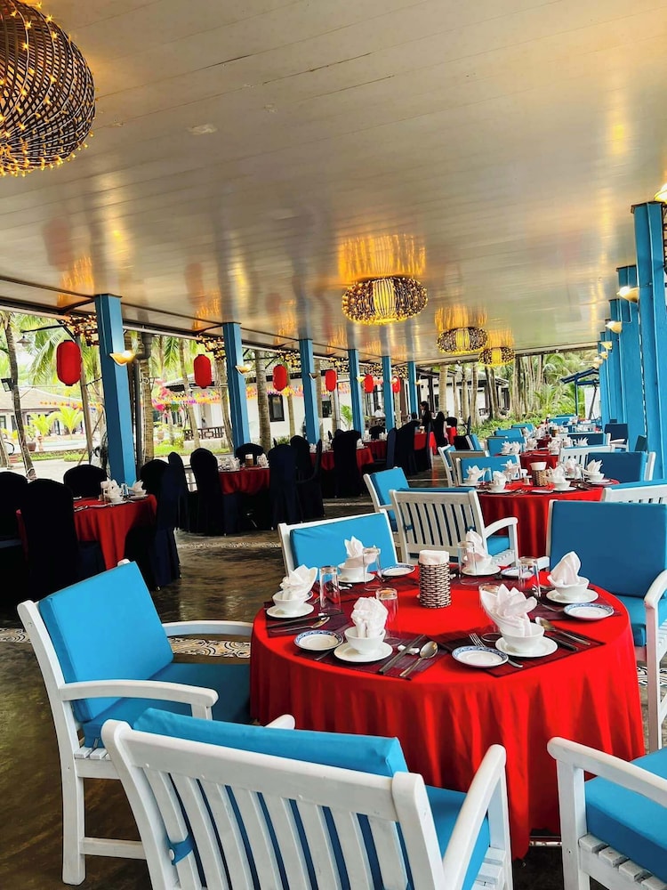 Lang Co Beach Resort 32/50