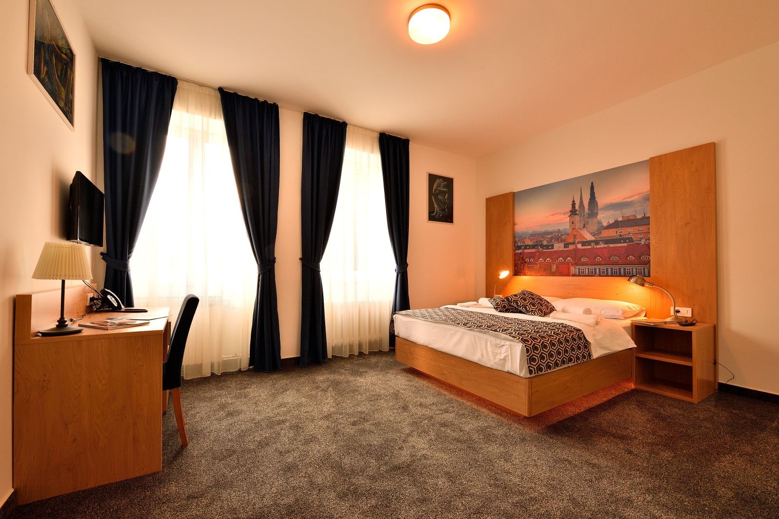 STANDARD, DOUBLE BED