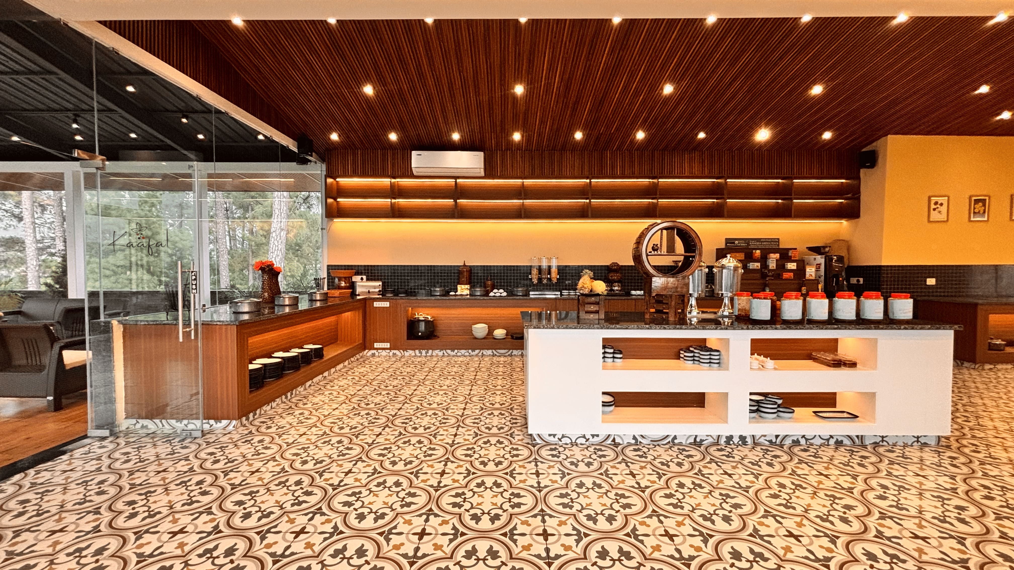juSTa Palampur Resort and Convention Centre 7/50
