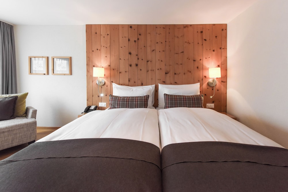 Lodge, Double Bed