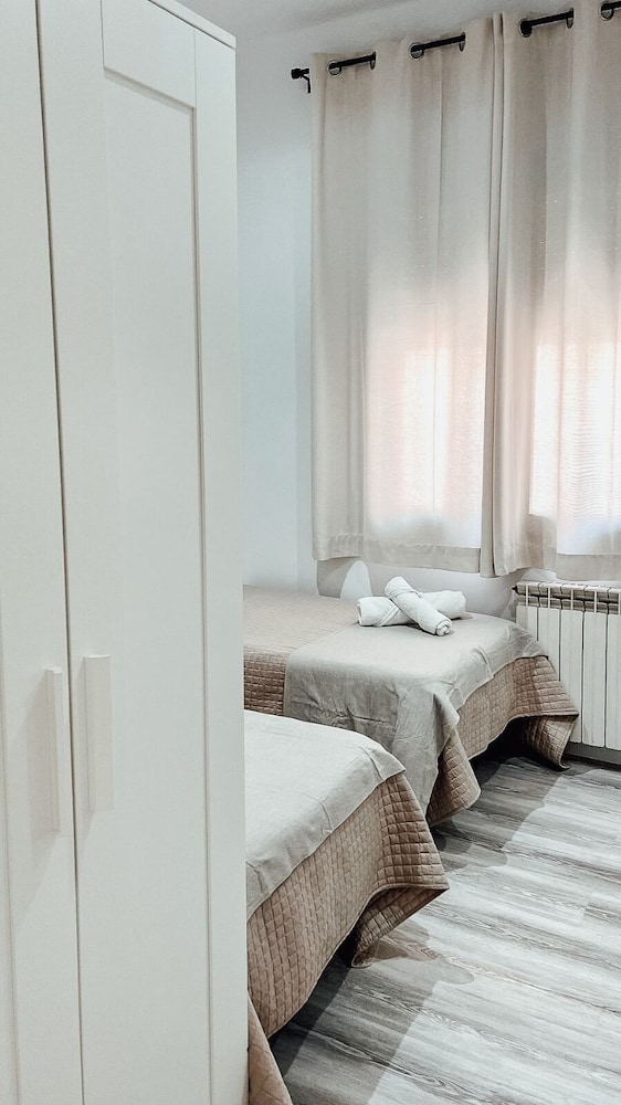 Hostal Ruta de Francia 12/50