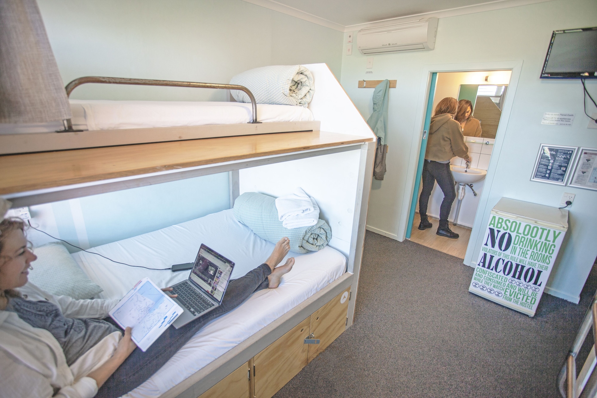 MIXED DORM, 4 BEDS