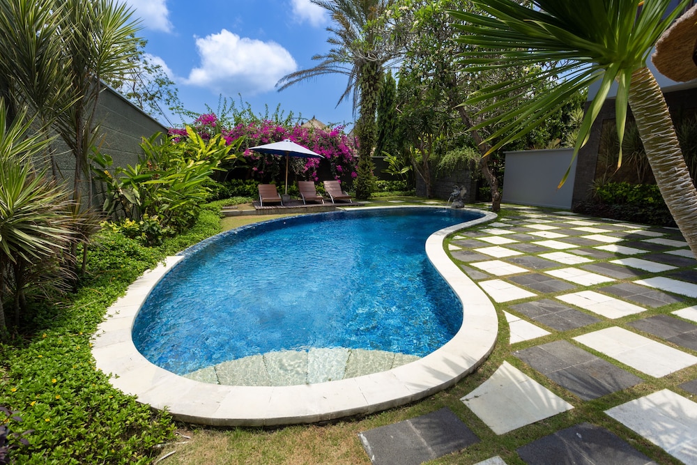 Abi Bali Resort Villa Spa 68/75
