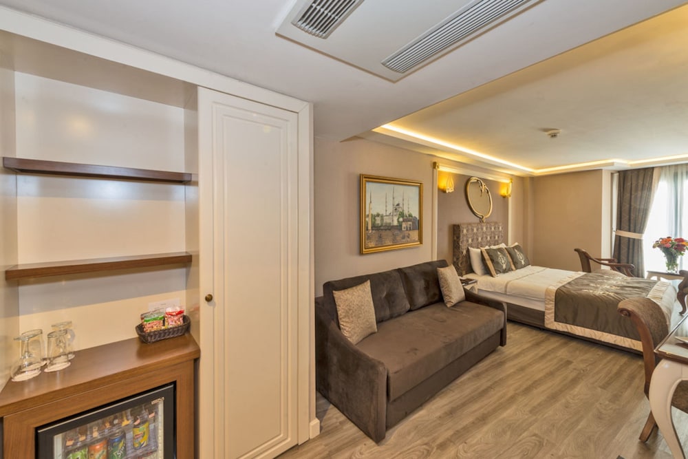 Hotel The Pera Hill 37/72