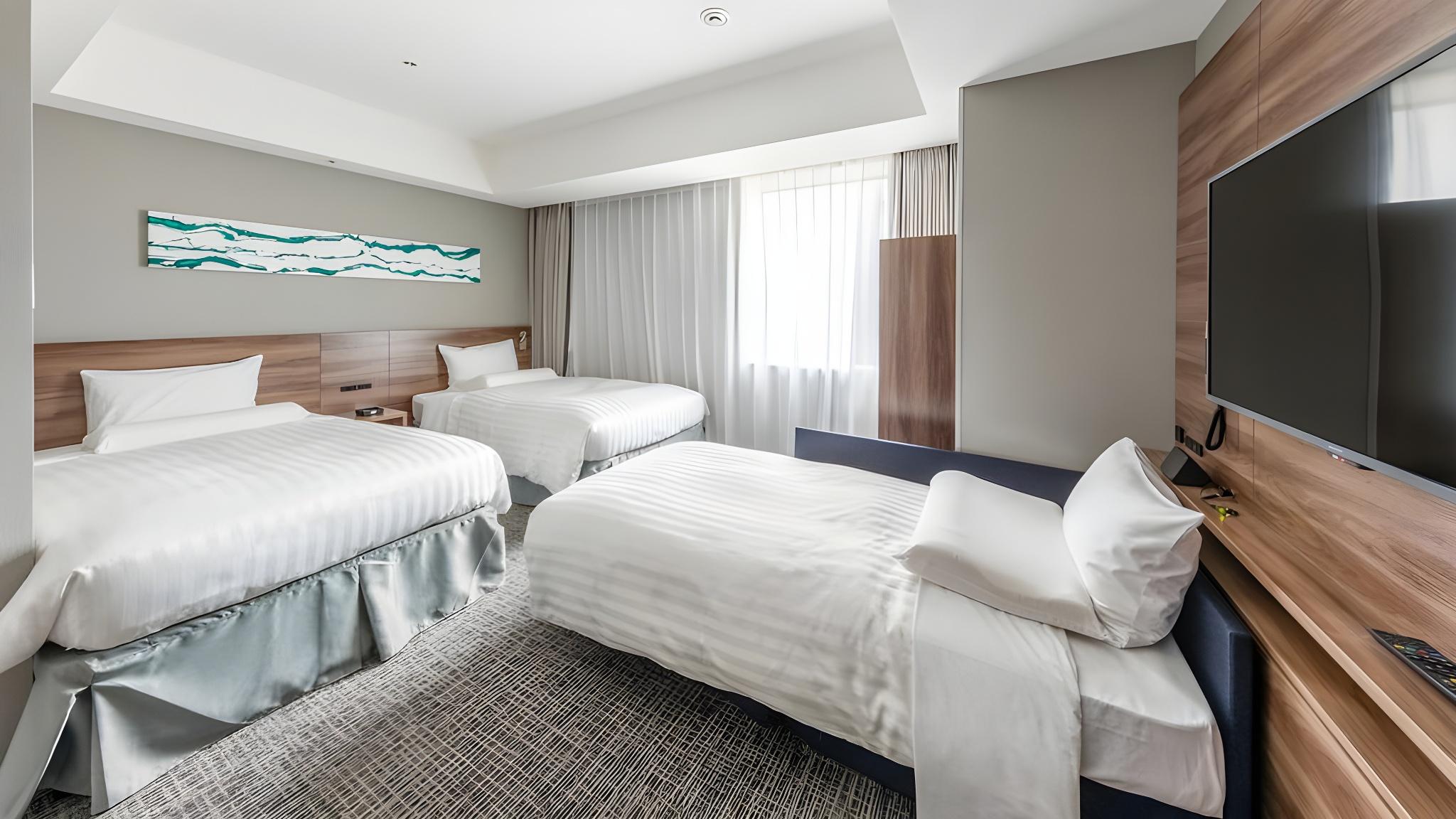 Premier, Twin Beds, with Extra Bed