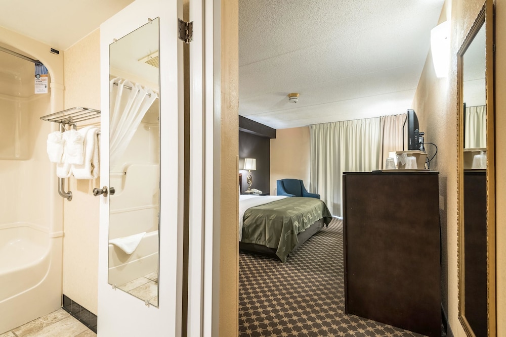 Quality Inn Ithaca - University Area 29/44