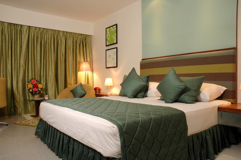 The Fern Residency Subhash Bridge Ahmedabad 21/65