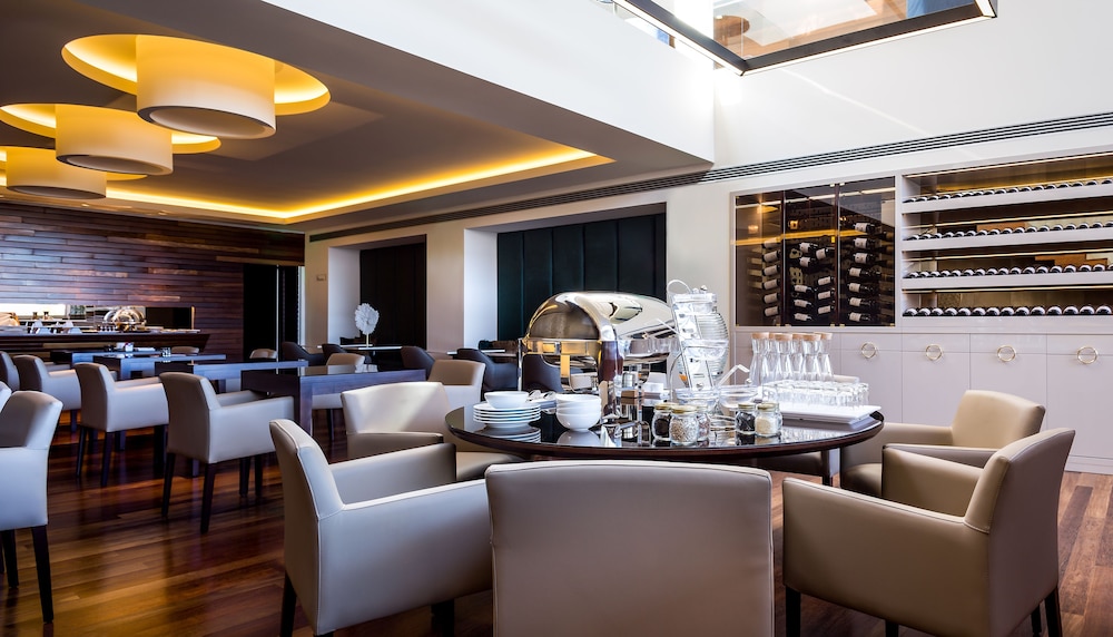 4615 Hotel 53/70