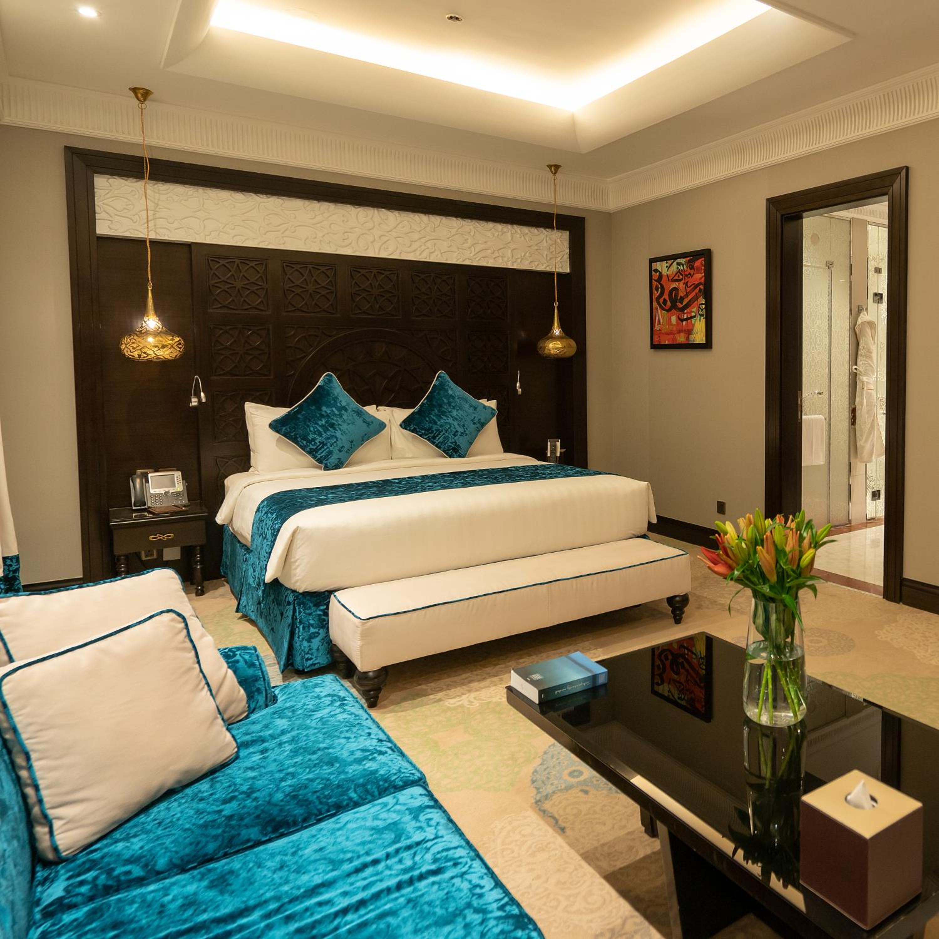 ROYAL SUITE