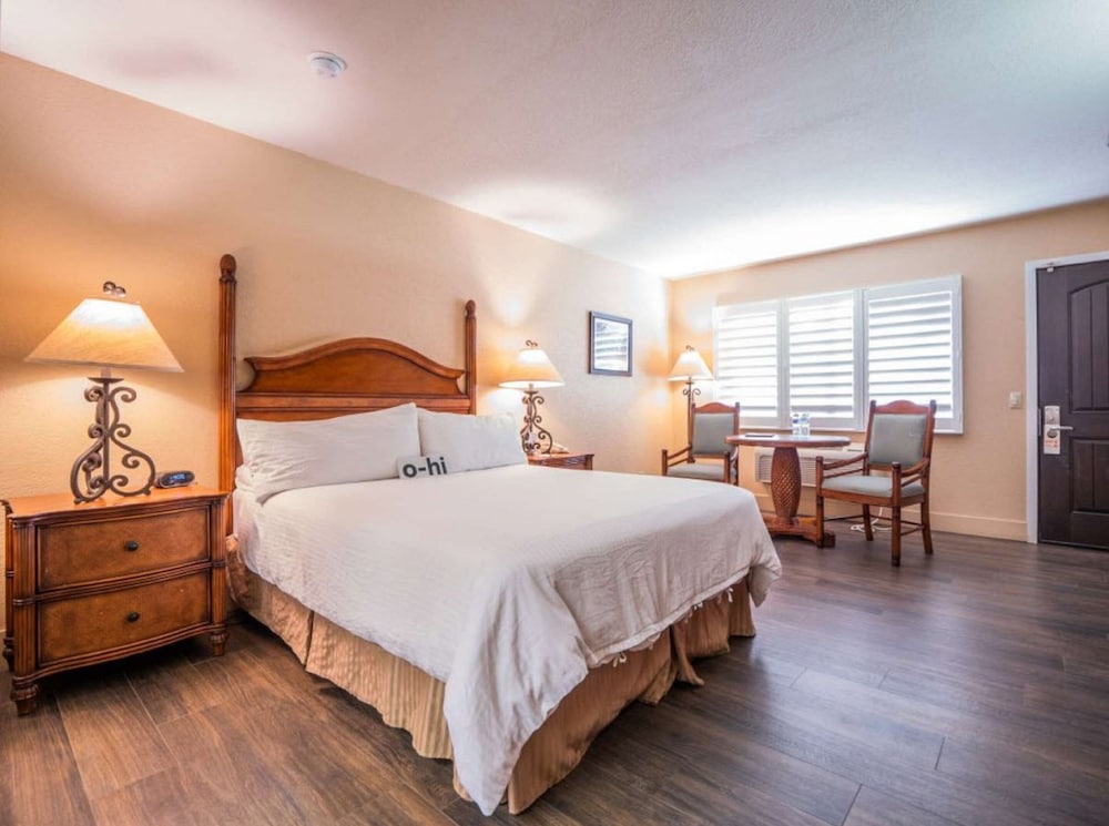 Casa Ojai Inn 12/60