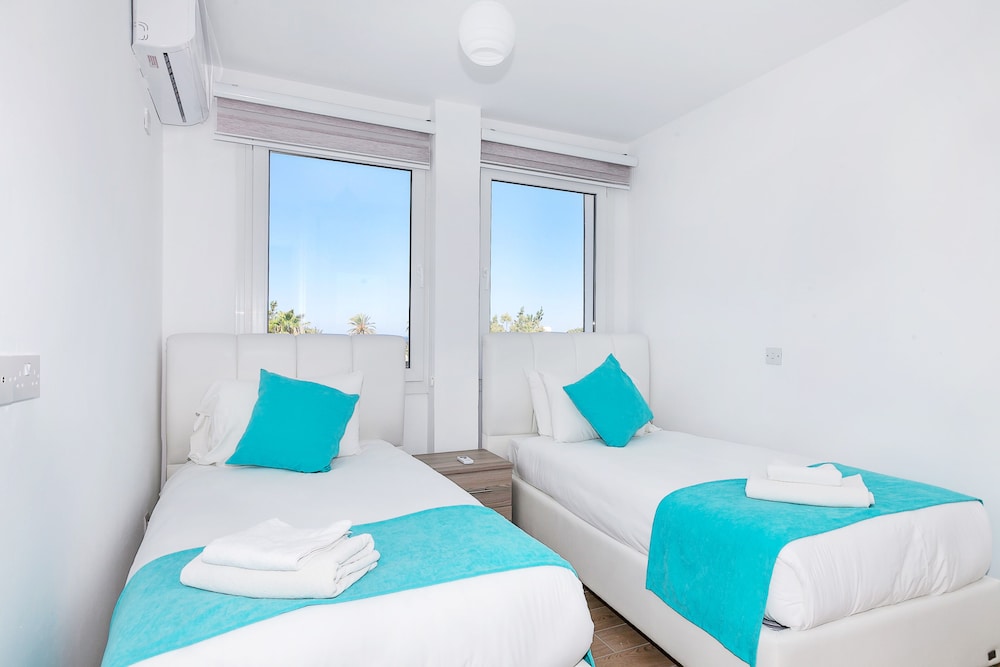 The Ship Inn Hotel Villas 14/50