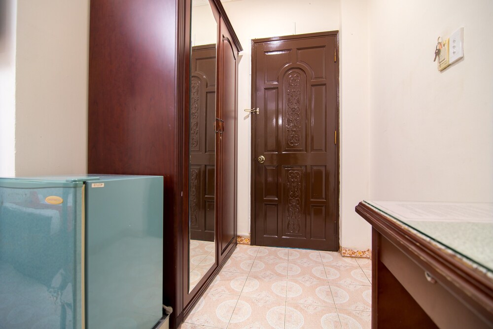 RedDoorz Plus near NowZone Plaza 22/26