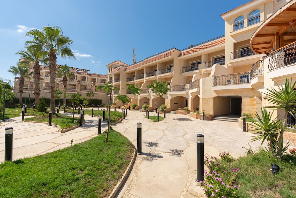 Safir Marsa Matrouh Resort 60/63