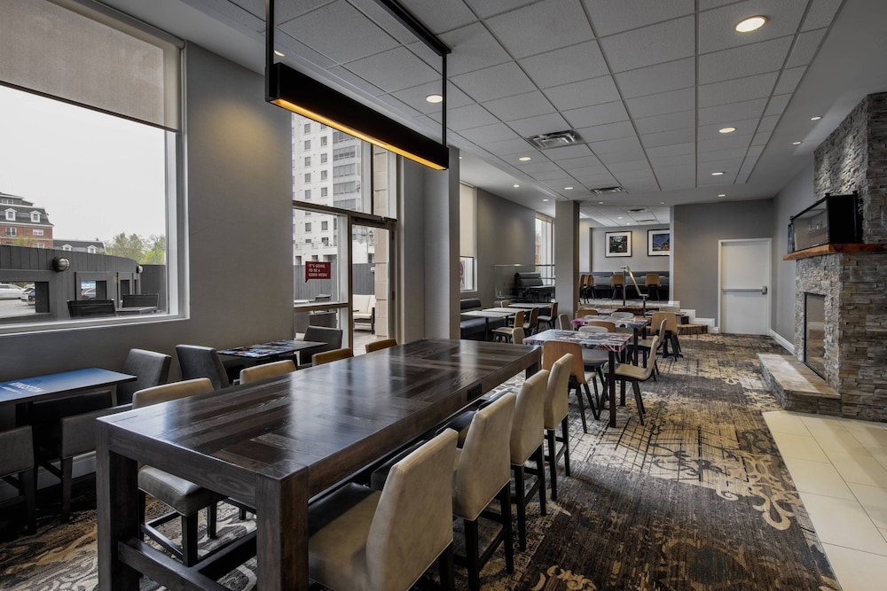 Residence Inn By Marriott Kingston Water S Edge 26/41