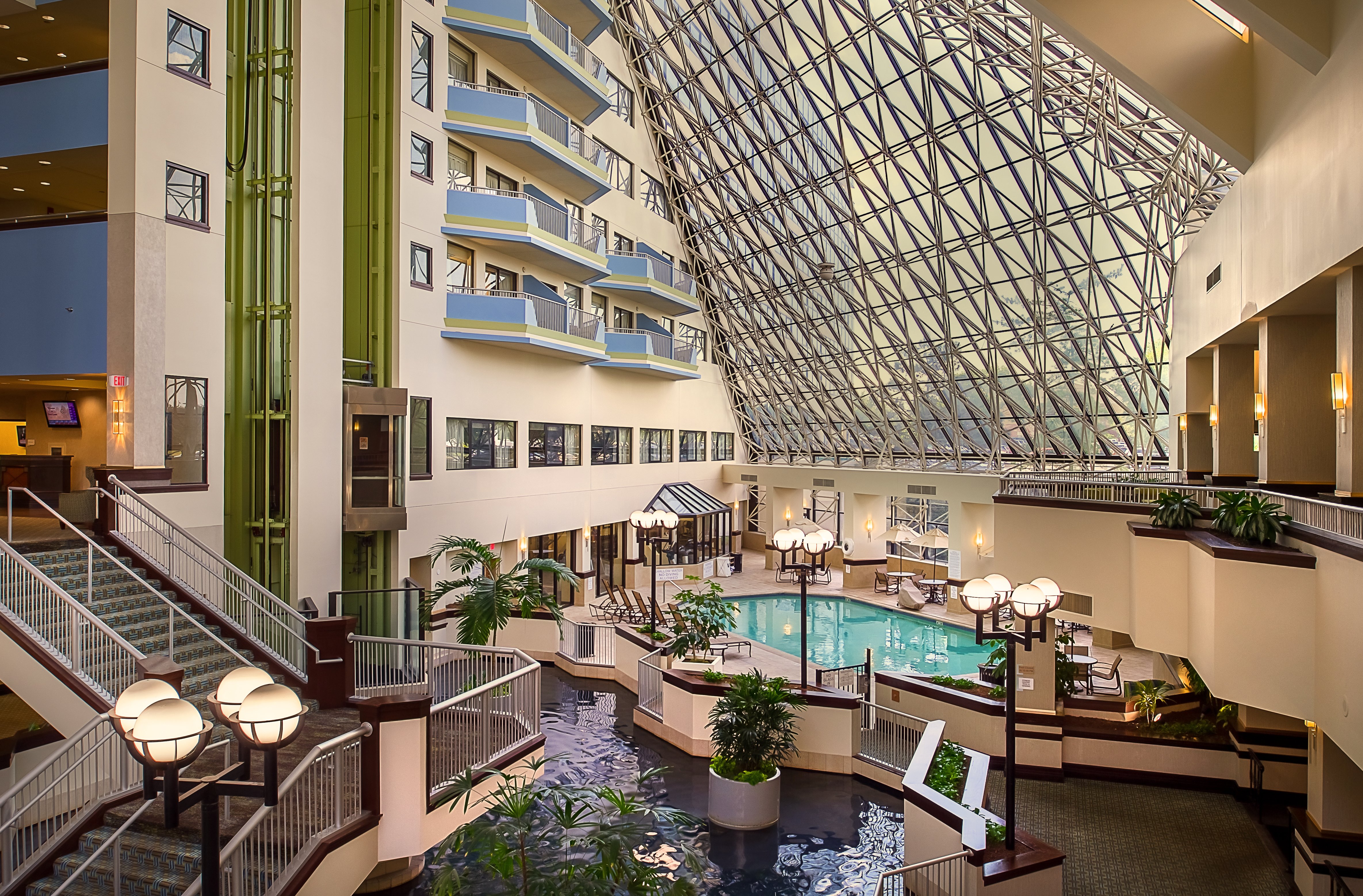 Crowne Plaza St. Louis Airport 4/71