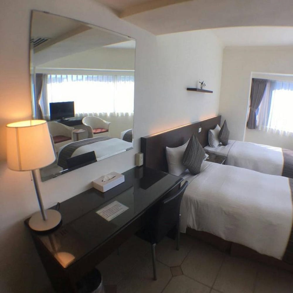 Fortuna Hotel Hualien 30/60