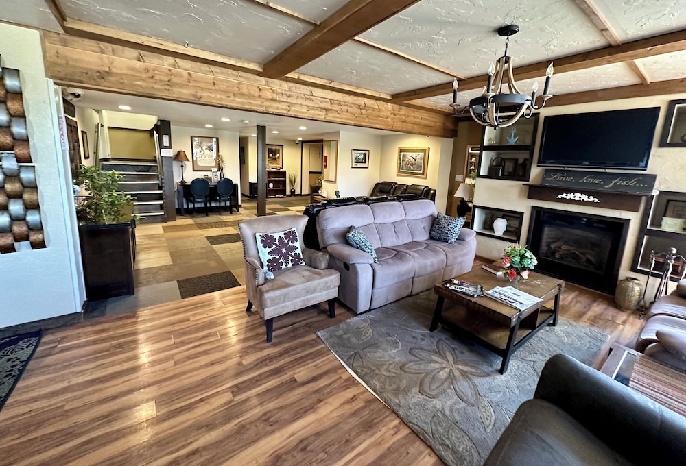 Alaska Anglers Inn 31/50