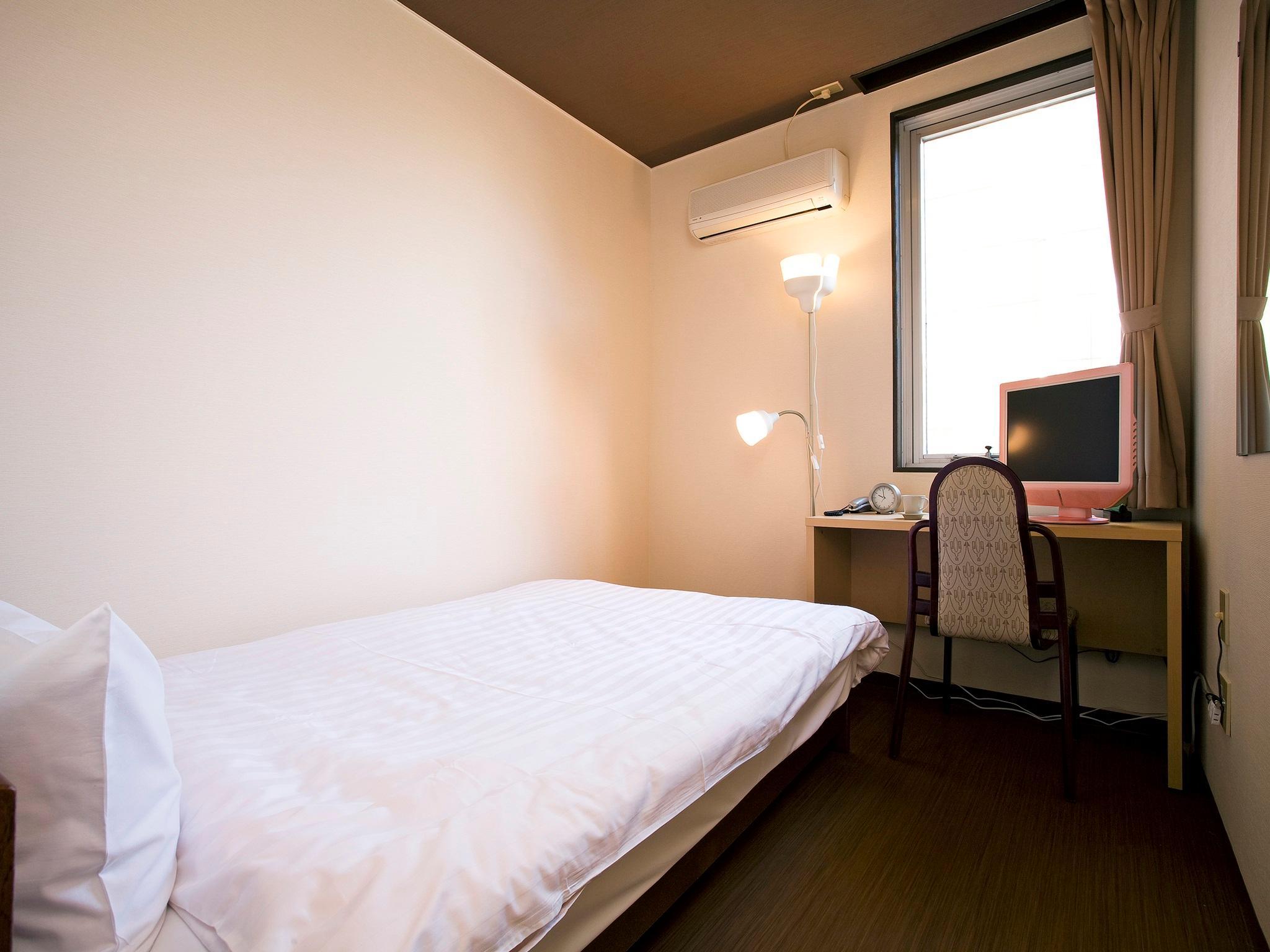 Semi Room, Single, Semi Double Bed, Smoking