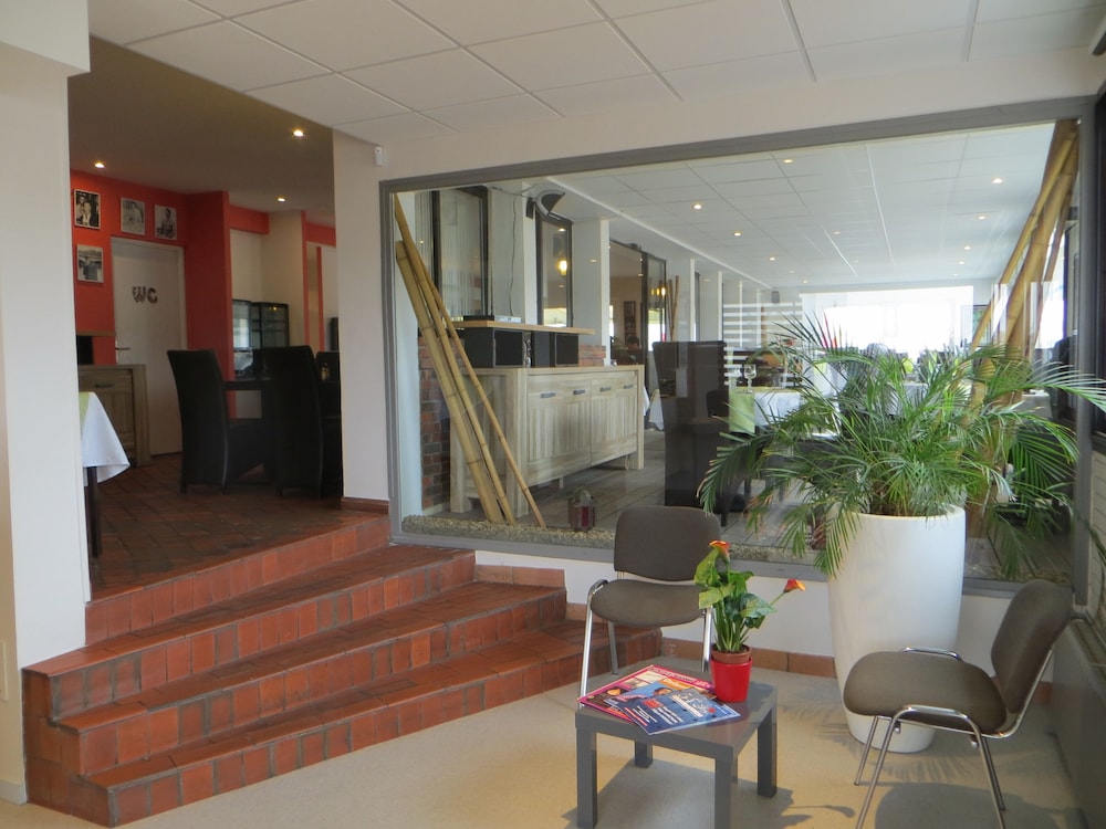 Brit Hotel Hermes 4/42