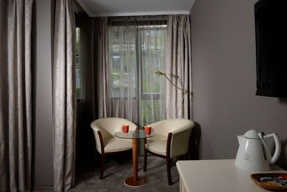 St. George Hotel 40/50