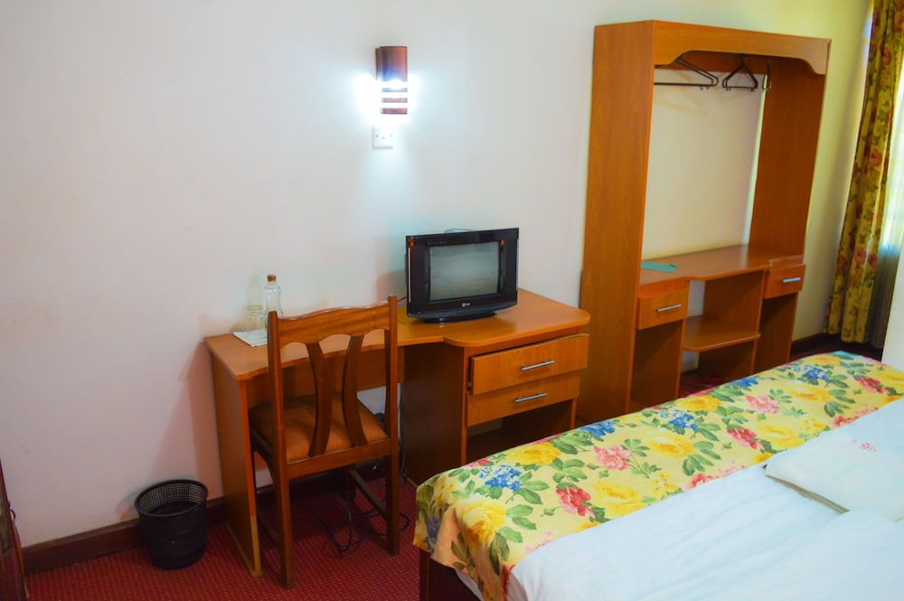 Wida Highway Motel 9/26