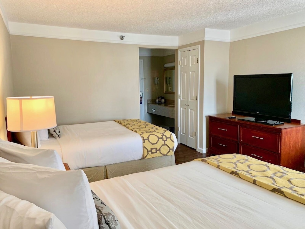 Baymont By Wyndham Texarkana 18/44