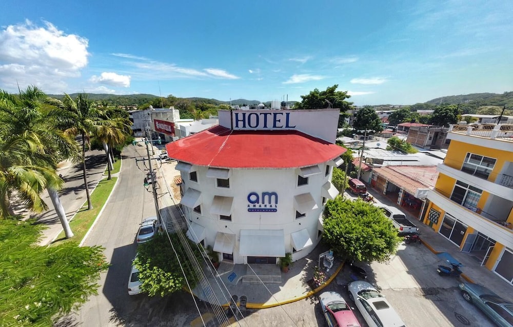 Hotel Amakal 4/42