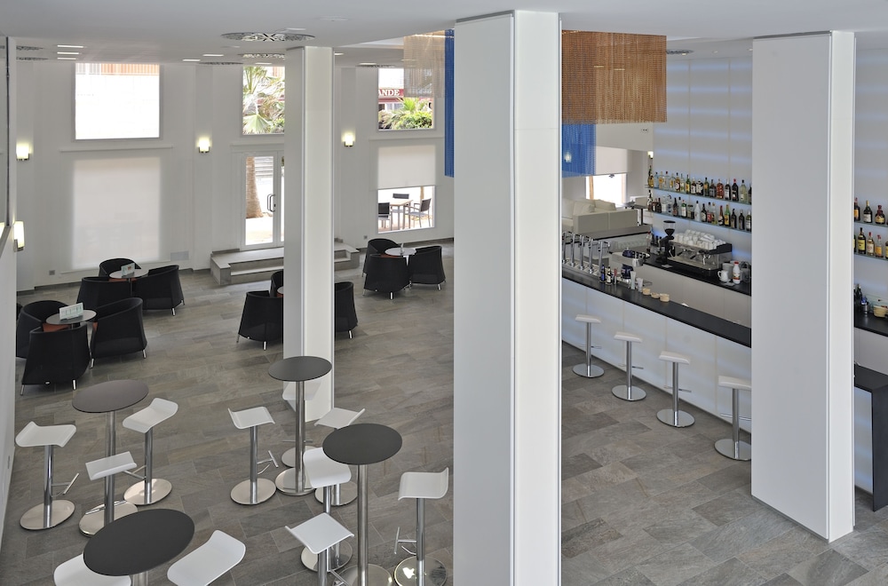 Hotel Hispania 36/51